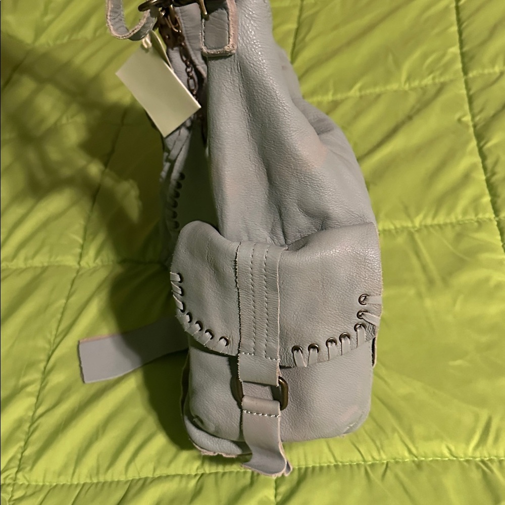Free People We The Free Leigh Distressed bag aqua haze NWT +brass lock key chain - Picture 6 of 13